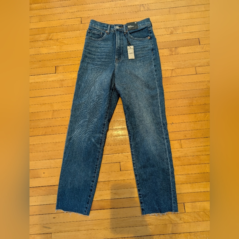 Express Super High Rise Mom Jean - Raw Hem